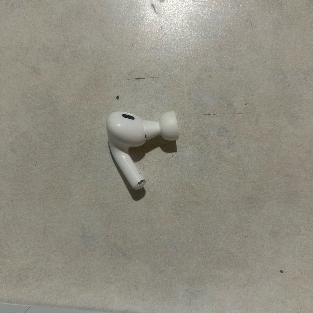 White left AirPods Pro 2 #AirpodsPro